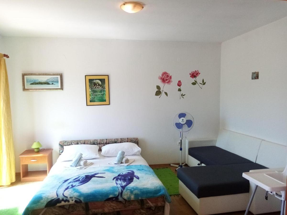 Apartments "Sun-Sea" Lopar Luaran gambar